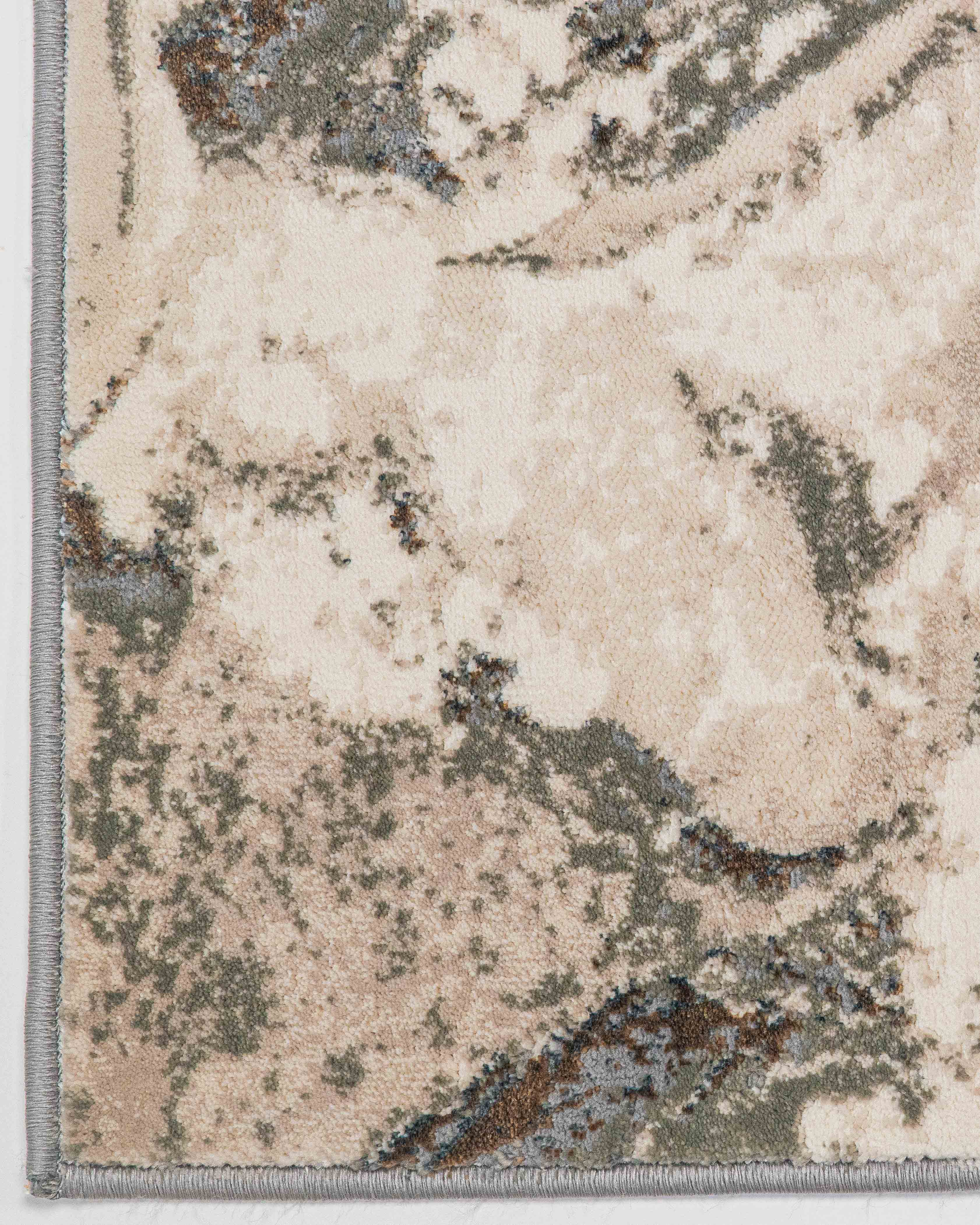 Besni - Ivanna